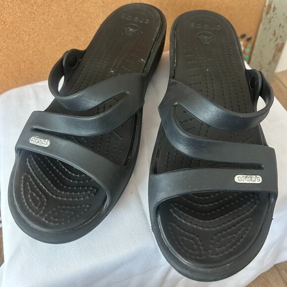 Crocs Wedge Sandals Slides Women’s 10 Black Platform Heels Rubber Comfort - Picture 2 of 6